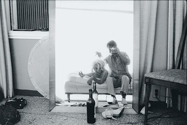 Během tří sezení Stern s Marilyn pořídí 2571 fotografií. Černobílých, barevných a diapozitivů.