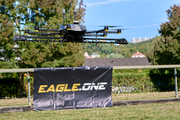 Český Eagle.one tak ukazuje, že i dron se může stát lovcem – a chránit svět kolem nás. foto Petr Neugebauer, FEL ČVUT