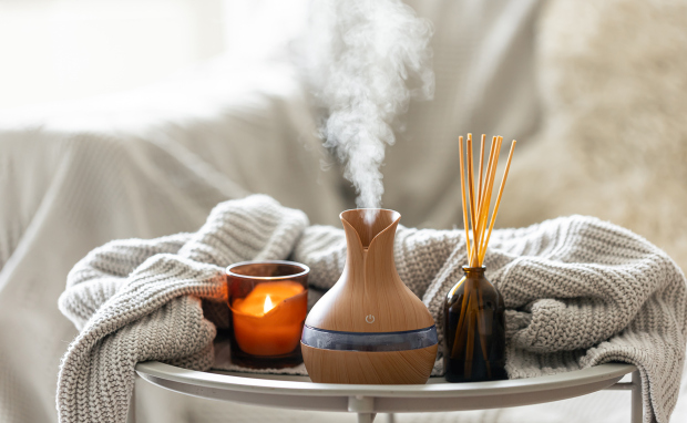 Do aromalampy použijte kapky různého složení.