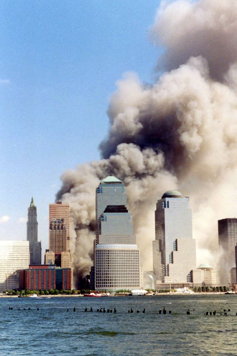 Teroristické útoky ze dne 11. září roku 2001 šokovaly svět.