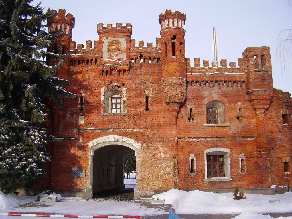 Pevnost byla postavena v roce 1836 na místě někdejšího středověkého osídlení a měla sloužit k ochraně západních hranic Ruské říše.