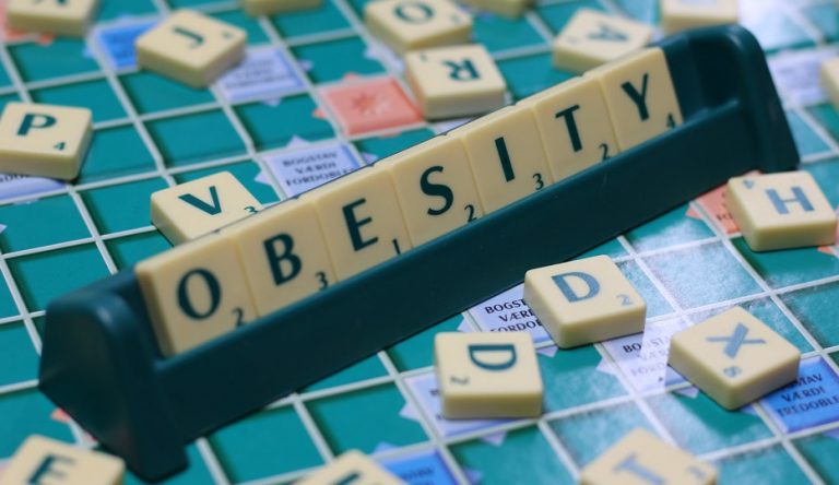 Bez pohybu se tělo začne obalovat tukem, což může vést až k vážné formě obezity.