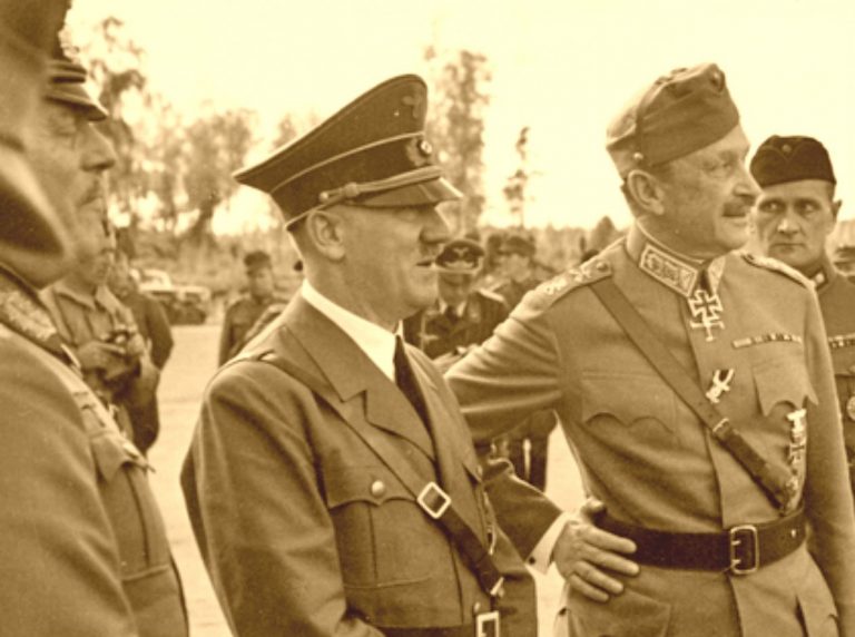 Kouzelnice prý ovlivnily Hitlerovu mysl tzv. velkým kuzlem moci.
