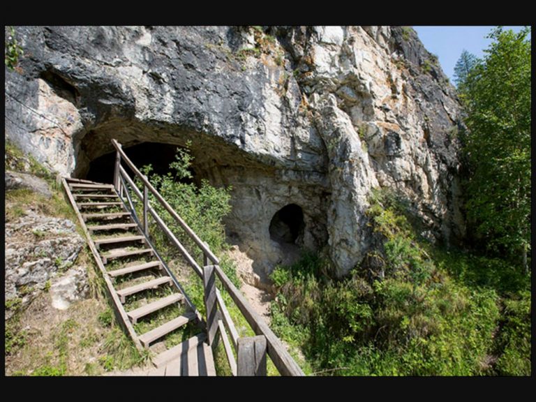 Zdá se, že rozlehlá jeskyně mohla být před mnoha tisíci lety velmi důležitým místem.