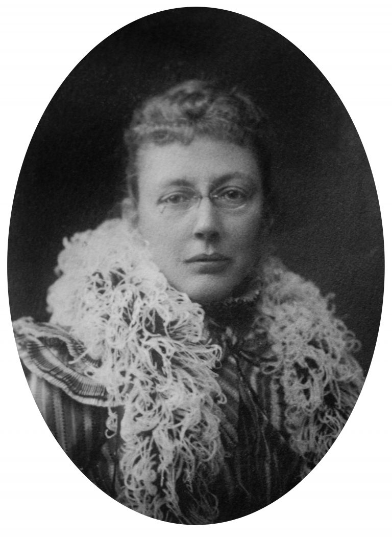 Americká esejistka Agnes Repplier považovala díla ze záhrobí za brak.