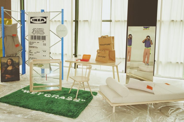 Účelem kolekce vytvořené s obchodním řetězcem IKEA bylo povýšit všednost na umění.