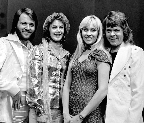 ABBA je švédská popová skupina založená ve Stockholmu v roce 1972. Jde o jednu z nejúspěšnějších kapel v historii populární hudby.