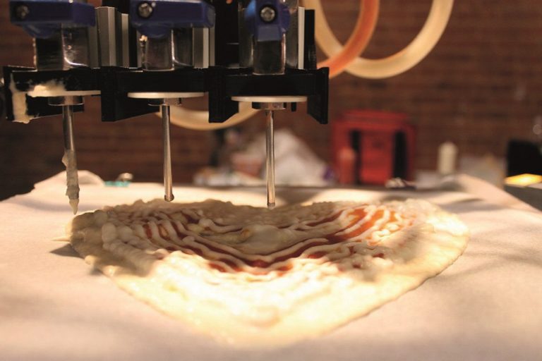 K 3D tisku lze použít vše, z čeho se dá udělat pyré. Co vytištěná pizza?