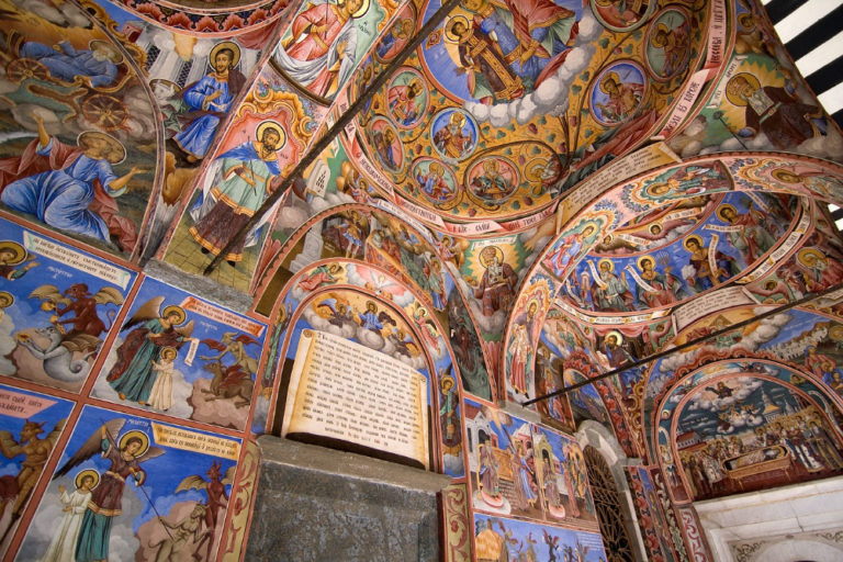 Rilský monastýr (pravoslavný klášter) je založen v roce 1355