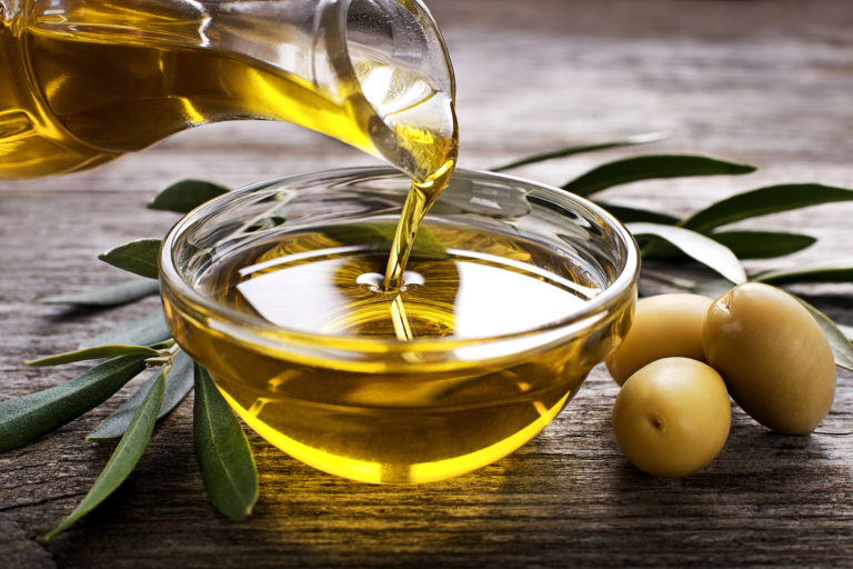 Olej obsahuje omega-3 mastné kyseliny.