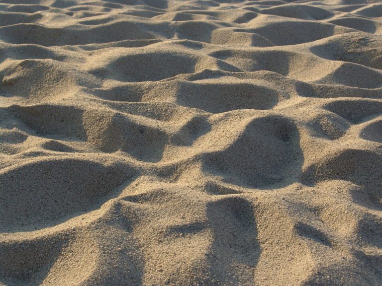 Nejvíce písku spotřebuje stavební průmysl.