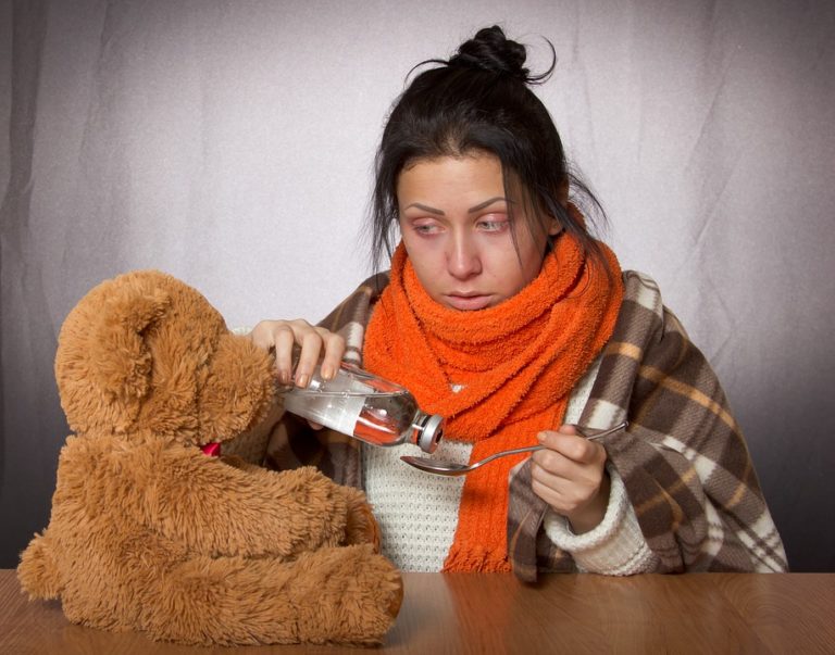 Chřipka je onemocnění způsobené virem, které navzdory tomu, že je považováno za běžné, v Česku ročně zabije více než 2 tisíce lidí. Foto: silviarita / pixabay