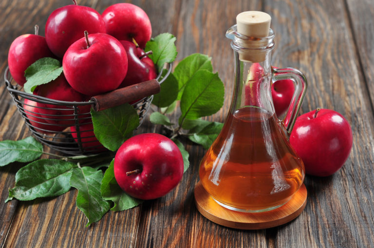 Jablečný ocet je známý prostředek při detoxikaci organismu.