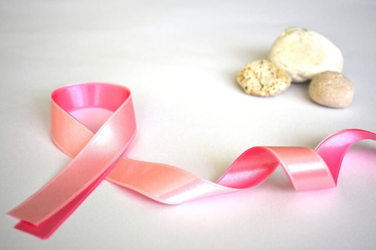 V letech 2014–2018 zemřelo na rakovinu děložního čípku celkem 1919 žen, z toho jich byla více než polovina starších 65 let. Foto: Pixabay