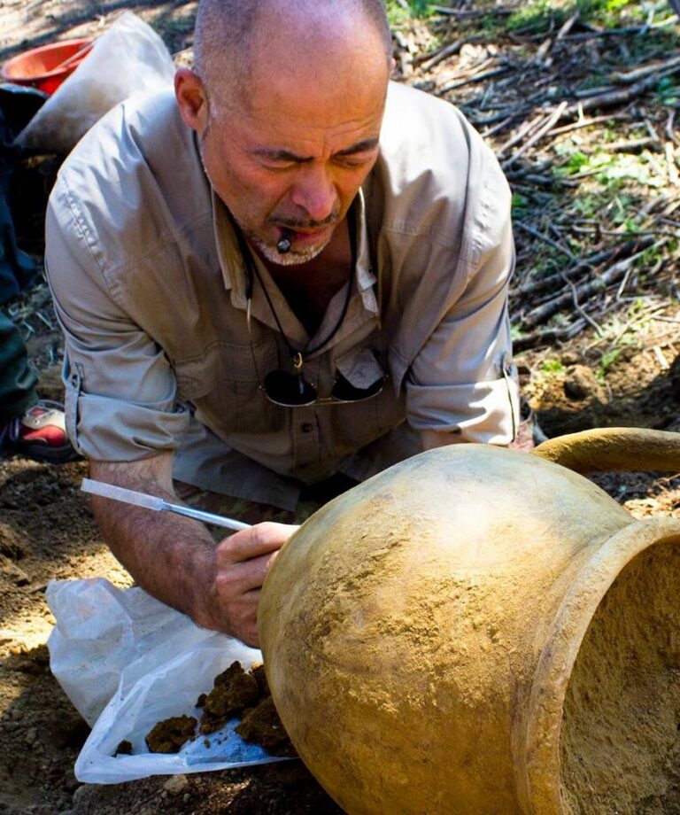 Archeolog Claudio Bizzarri věří, že největší objevy na badatele teprve čekají.