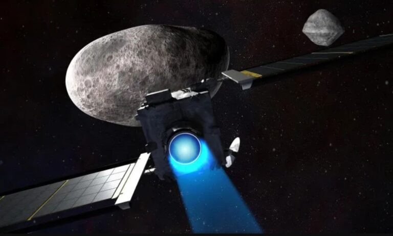Sonda DART záměrně narazila do asteroidu.