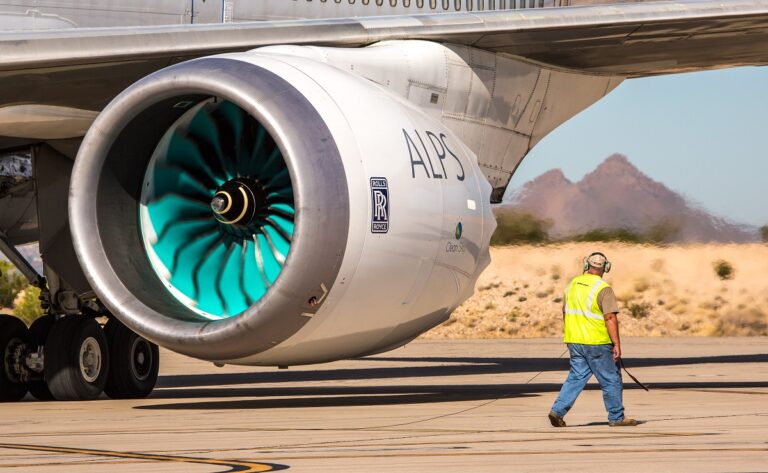 UltraFan je téměř o 5 % větší než dosud největší letecký motor General Electric GE9X, který je určen pro Boeing 777X.