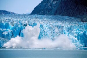 Mrazivá předpověď: Do roku 2100 zmizí polovina ledovců na Zemi