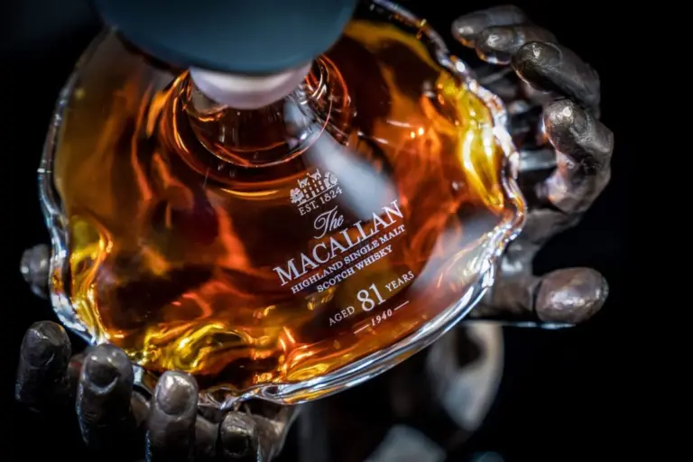 Jedinečná speciální edice The Macallan The Reach 81 Years Old je nejstarší whisky na světě.