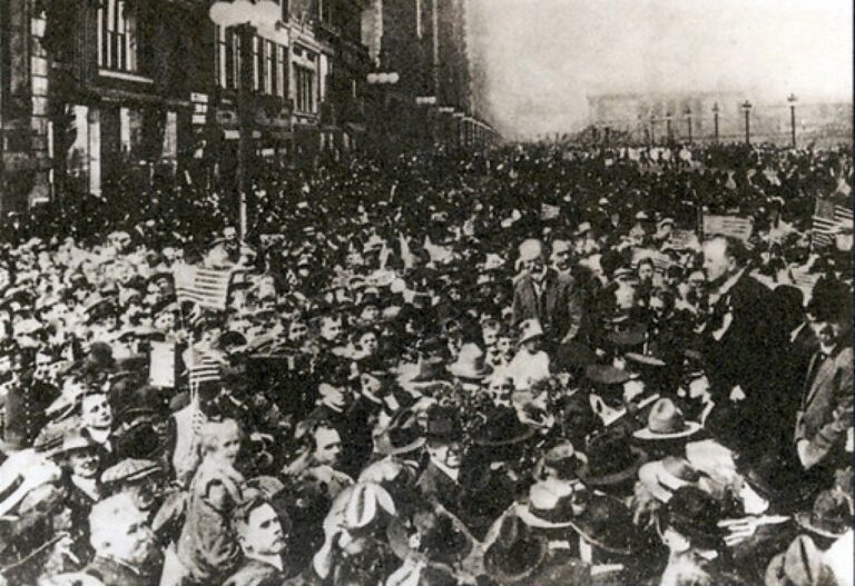 Když v květnu roku 1918 dorazí Tomáš G. Masaryk do Chicaga, vítají ho davy.