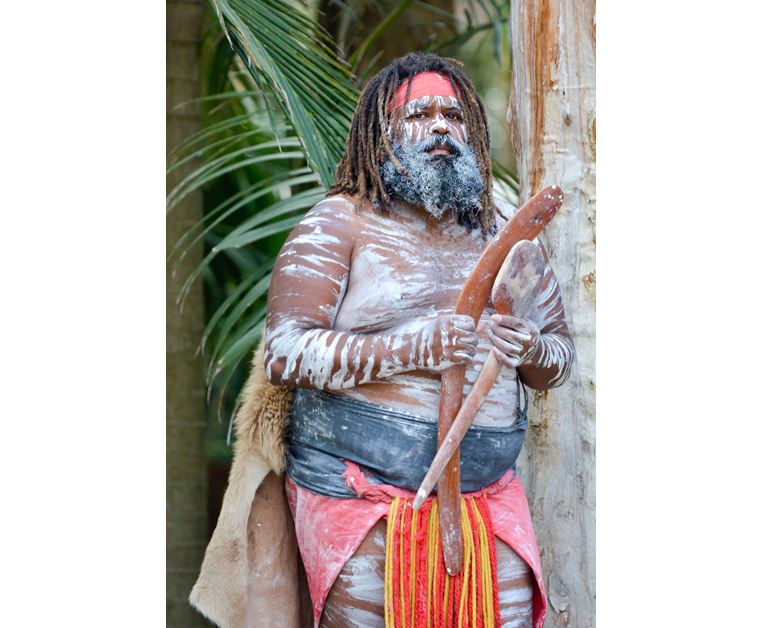 Bumerangy jsou spojeny hlavně s australskými domorodci. Už před nimi je však nejspíš používají Evropané.