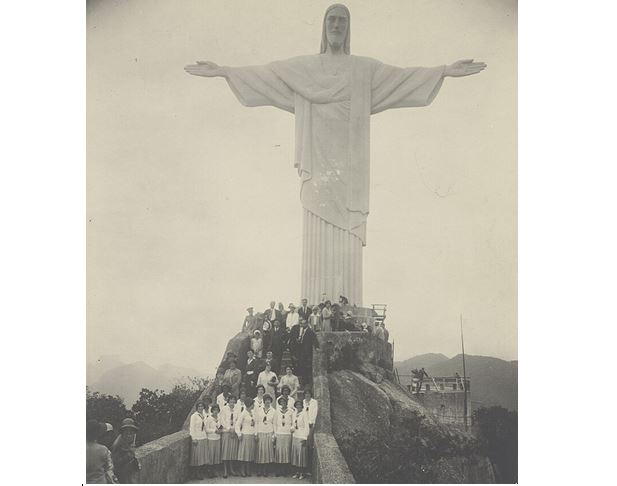 Její slavnostní odhalení proběhne v říjnu 1931.