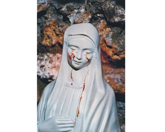 Je to s podivem, ale Marie z města Civitavecchia roní mužskou krev. Čím to asi bude?