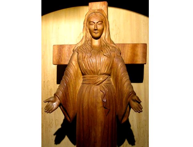 Plačící sochy najdeme i v Japonsku. Největší slávu získá Naše Paní z Akity.