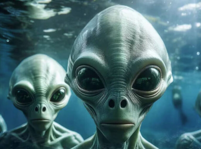 Přijdou mimozemšťané z oceánu místo z nebe?
