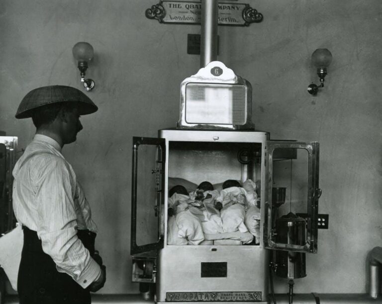 Přístroje dovážel lékař až z Evropy.