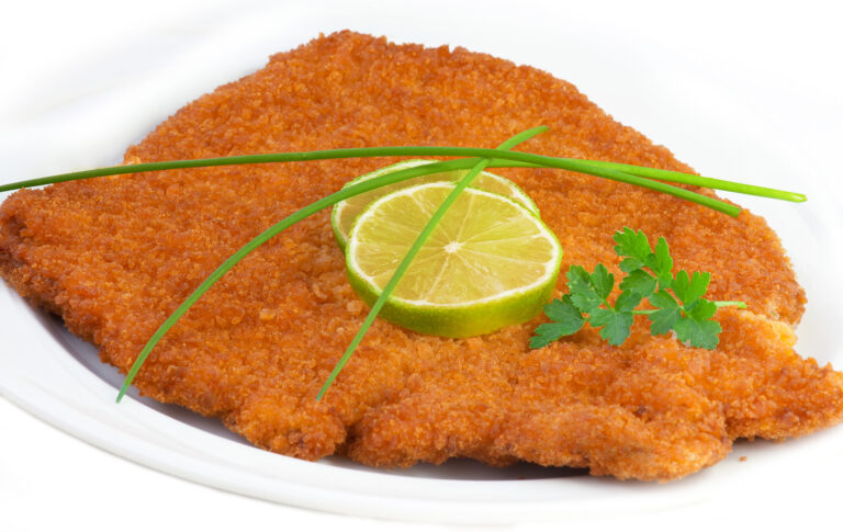 Řízek má stejně kalorií jako hamburger.
