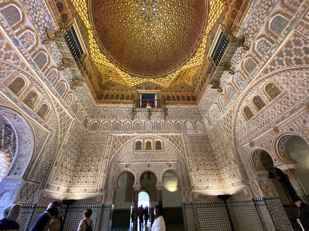 Sevillský Alcázar v sobě spojuje to nejlepší z maurské i křesťanské architektury.
