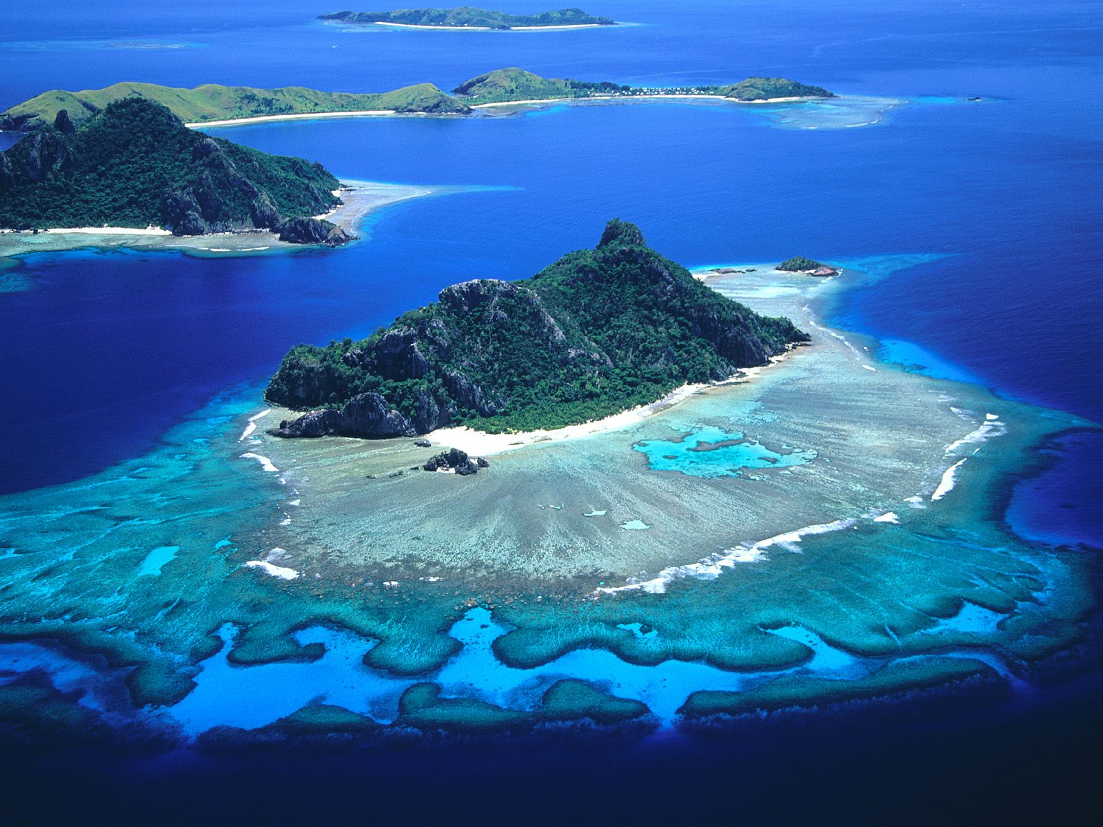 Exotické ostrovy Fidži mohou být i pěkně nebezpečné. Krouží kolem nich obří žralok?